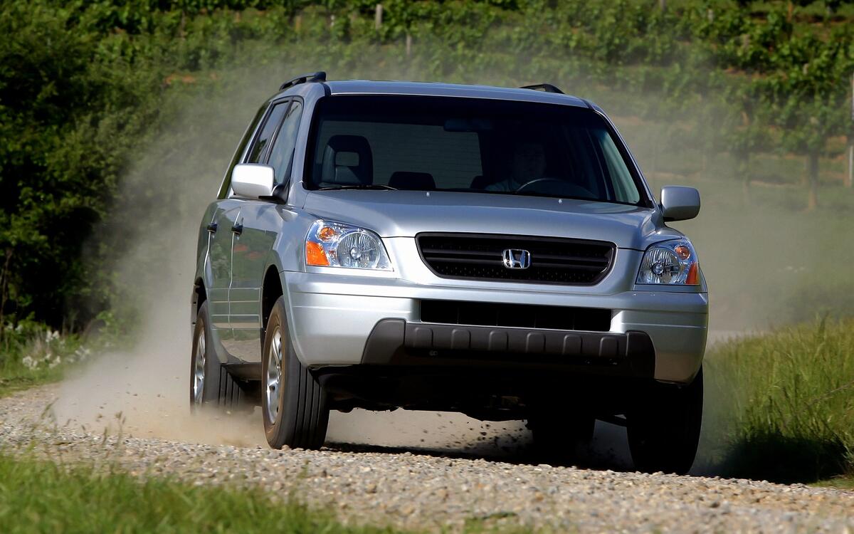 Honda Pilot (2002) Honda Pilot (2002)