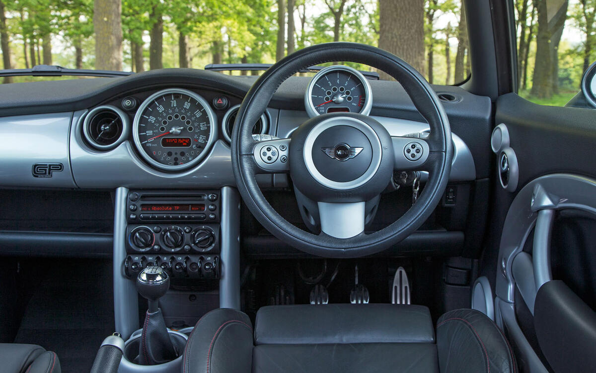 Mini - interior Mini - interior