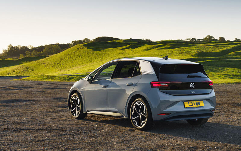 MORE CAR FIRMS WILL CONFIRM EV-ONLY PLANS MORE CAR FIRMS WILL CONFIRM EV-ONLY PLANS