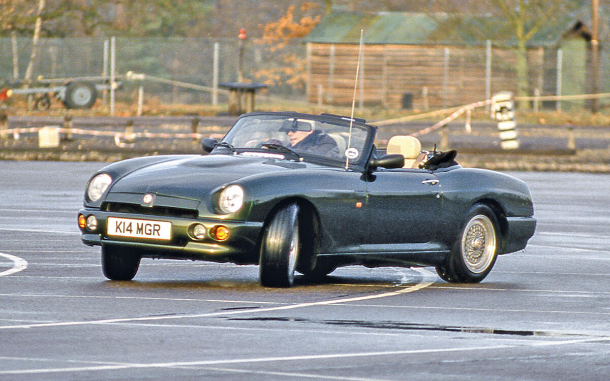 MG RV8 1992-1995 - £18,000-£50,000 MG RV8 1992-1995 - £18,000-£50,000