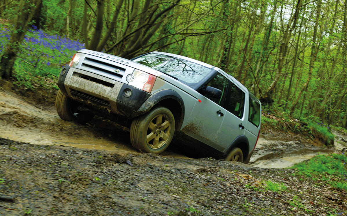 LAND ROVER DISCOVERY 2004-2009 - £2500-£20,000 LAND ROVER DISCOVERY 2004-2009 - £2500-£20,000