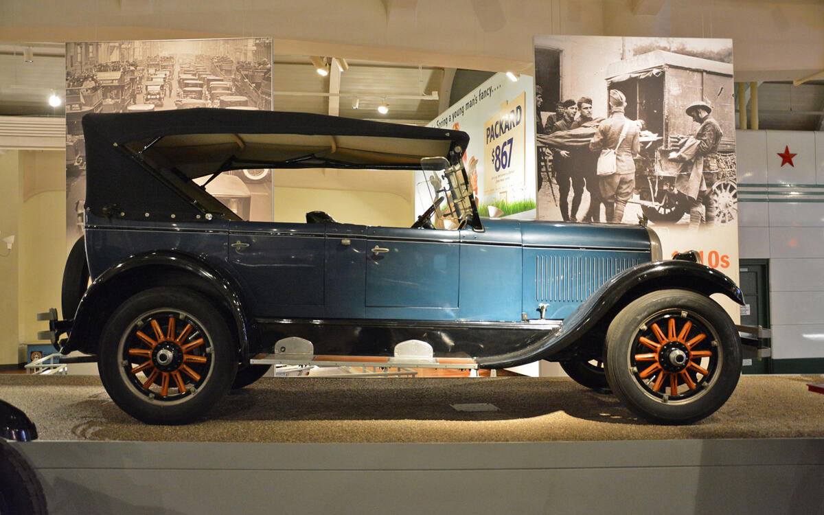 Chrysler B-70 (1924) Chrysler B-70 (1924)