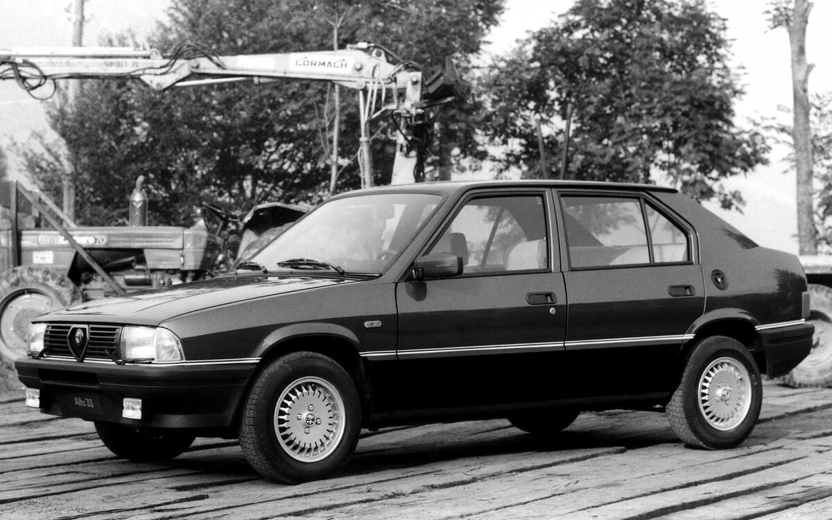 Alfa Romeo 33 (1983)