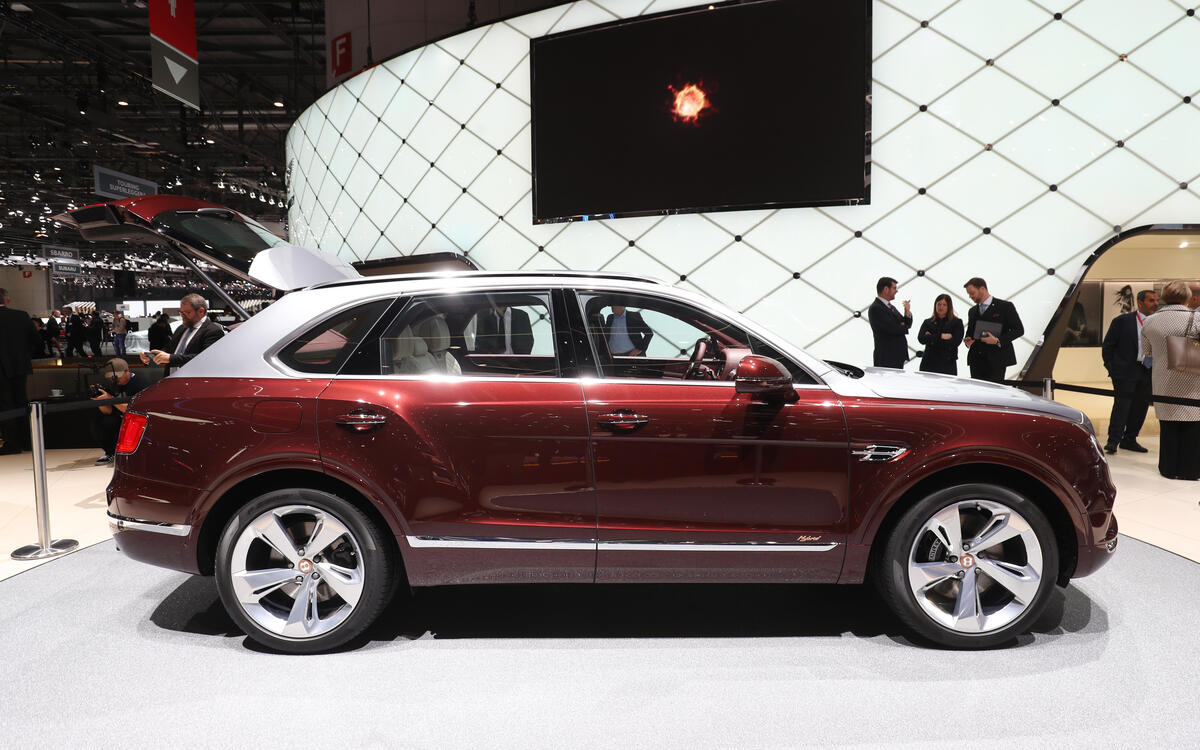 Bentley Bentayga Hybrid
