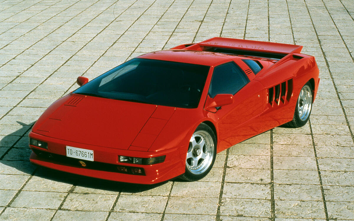 Cizeta V16