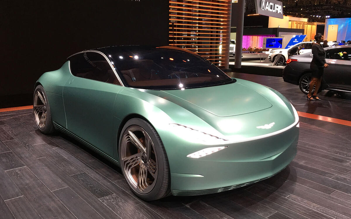 This week saw two very different motor shows share the headlines. 
