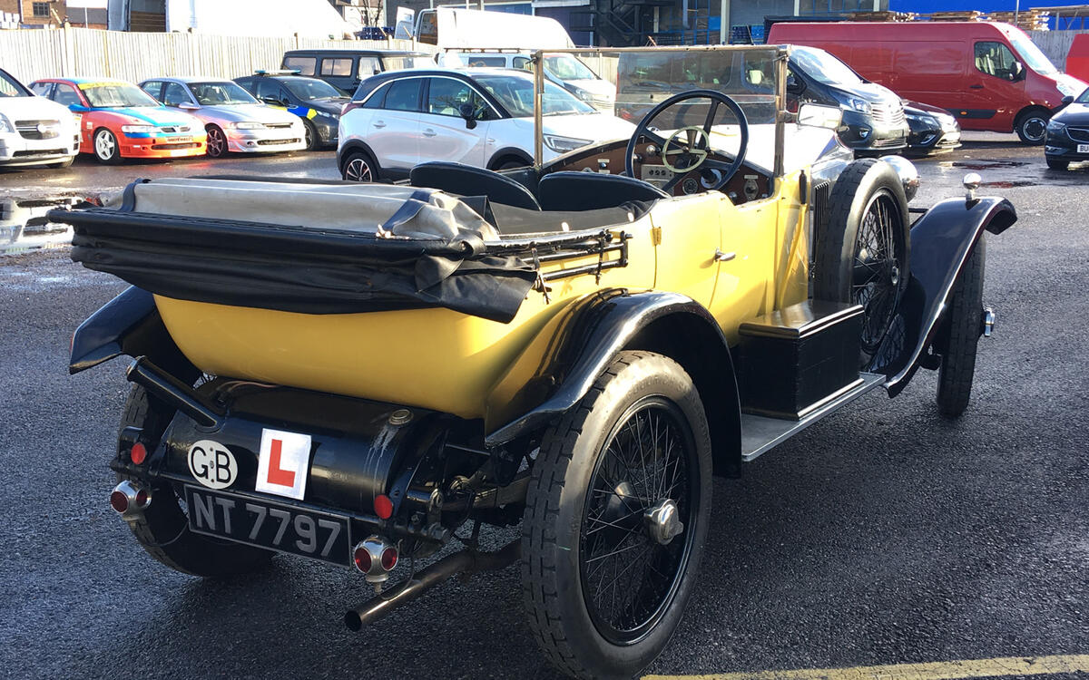 Vauxhall 30/98 (1926)