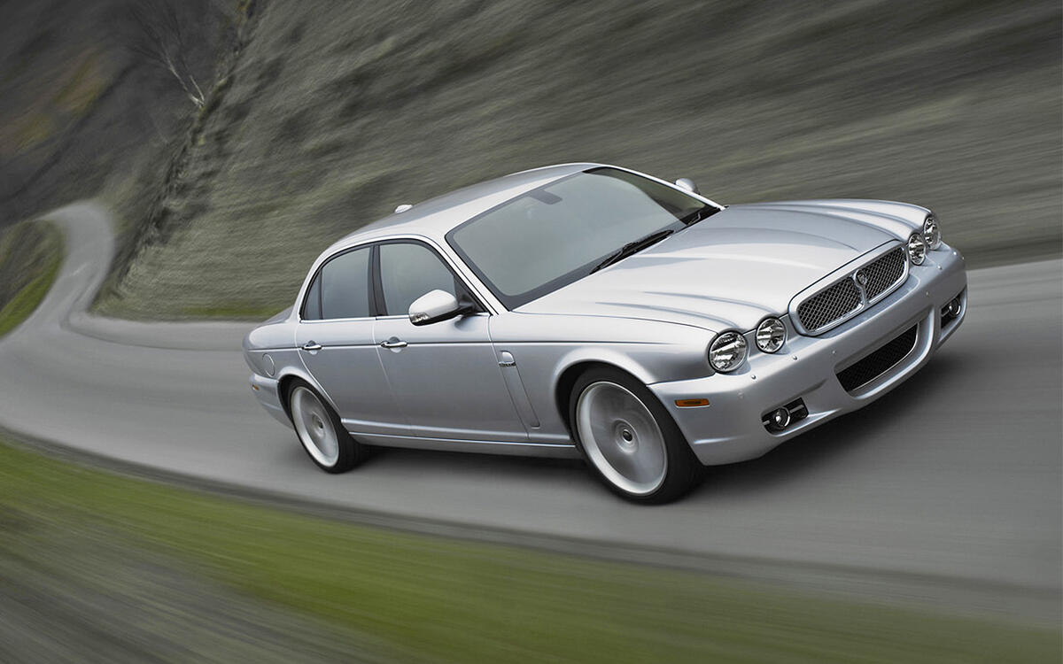 Recently, Autocar named 50 cars everyone should drive once. Recently, Autocar named 50 cars everyone should drive once.