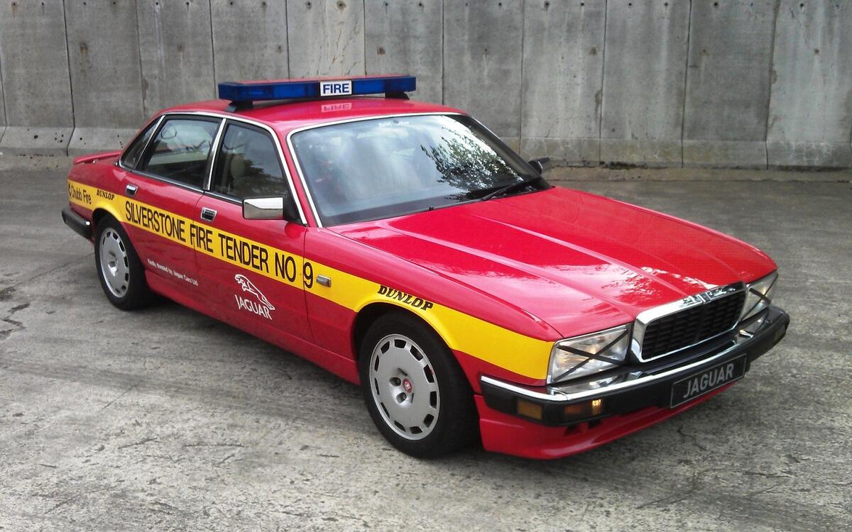 Jaguar XJ6 Jaguar XJ6