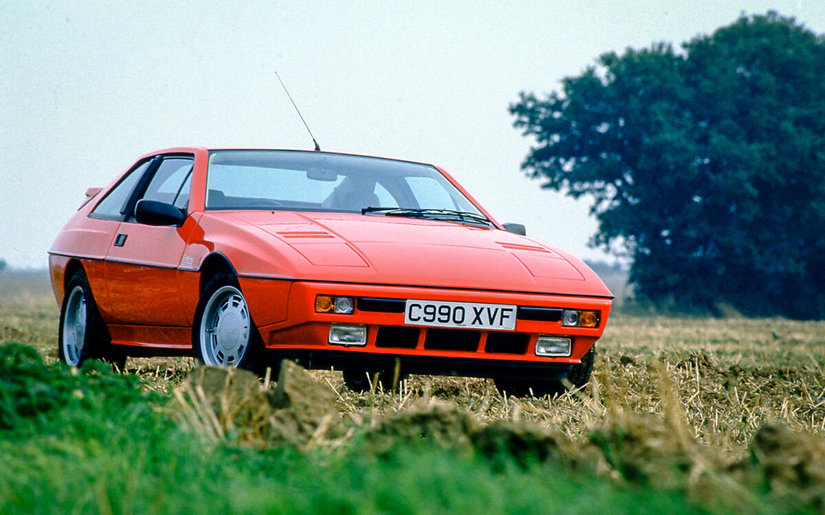 SMALLEST - 10:  Lotus Excel (1982–92) – 1,327 sold SMALLEST - 10:  Lotus Excel (1982–92) – 1,327 sold