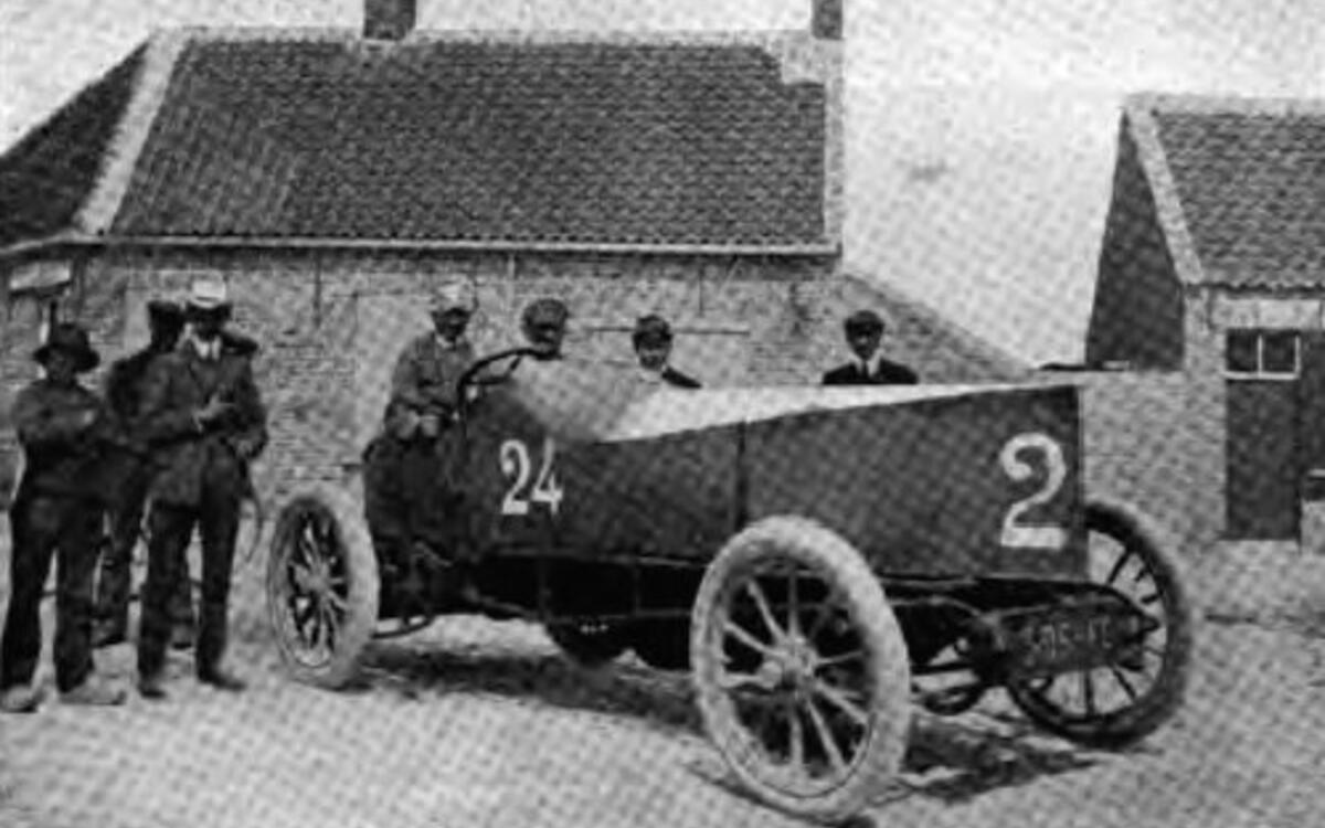 1904: Gobron-Brillié – 104mph 1904: Gobron-Brillié – 104mph
