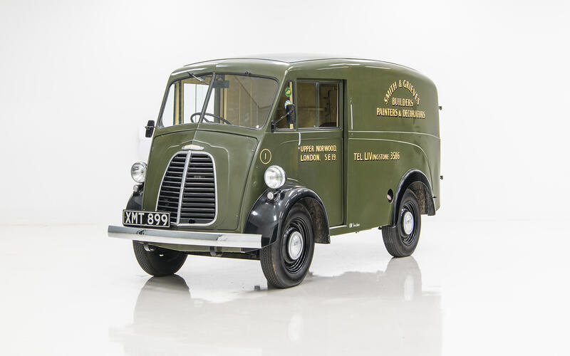 It was set to have a 200-mile range, a 1000kg payload and a 2.5-tonne gross weight. It was said to cost £60,000.