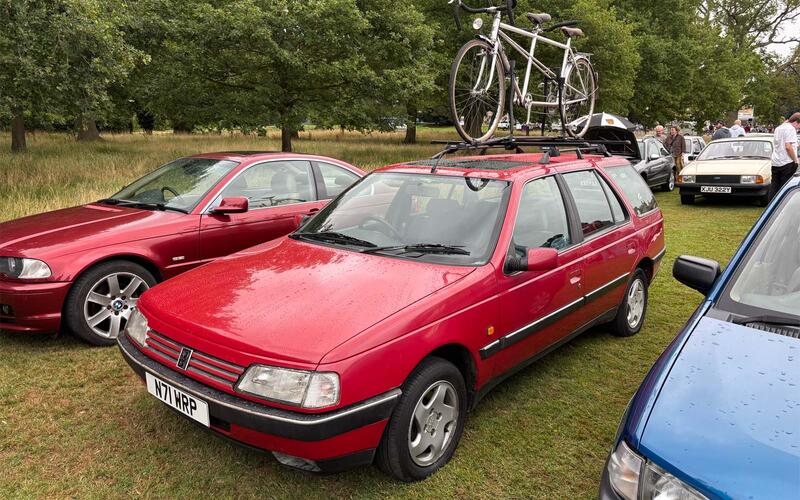 Peugeot 405