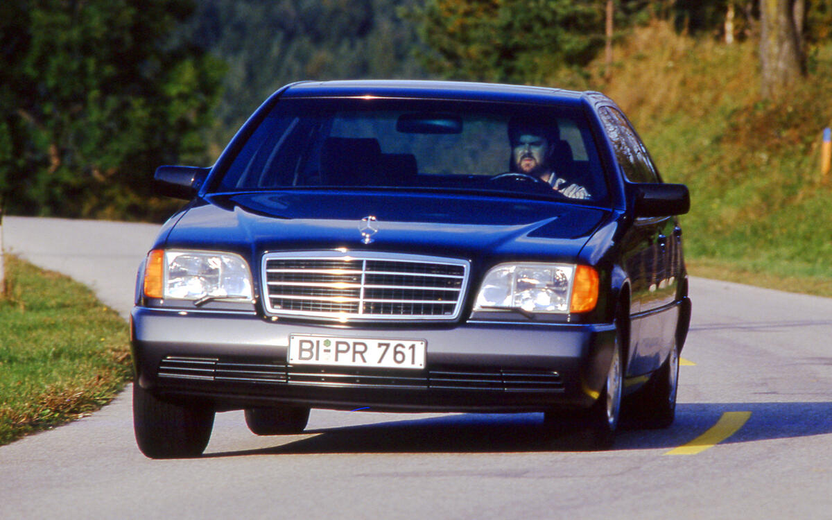 On the Road  Mercedes-Benz S-Class W140