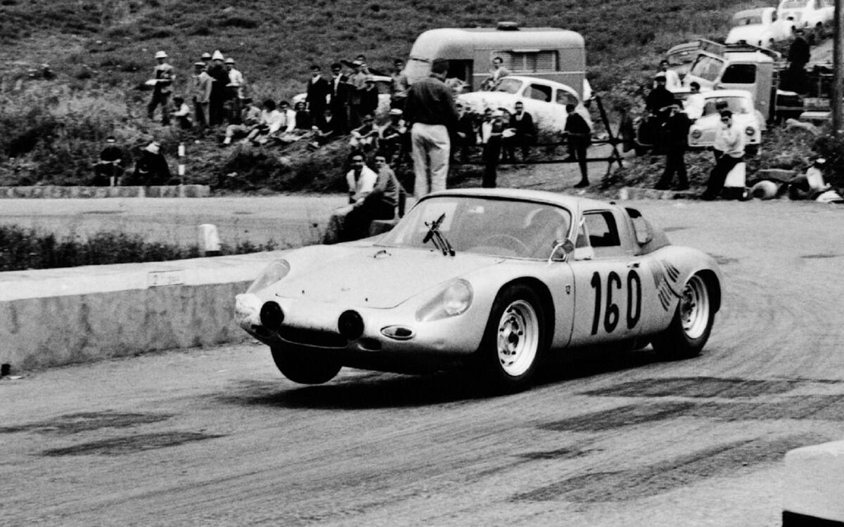 Porsche 718 GTR (1962) Porsche 718 GTR (1962)