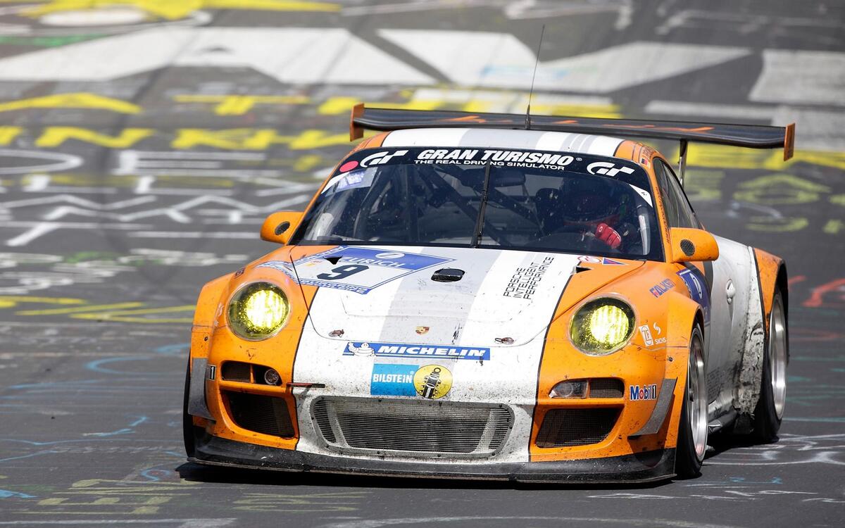 Porsche 997 GT3 R and Hybrid (2010) Porsche 997 GT3 R and Hybrid (2010)