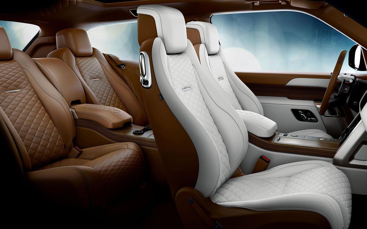 Range Rover SV Coupe