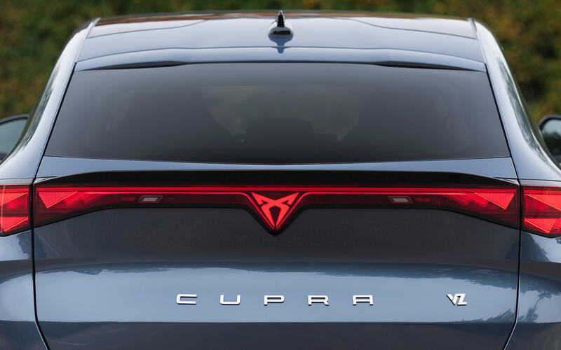 Rear light bar on a grey CUPRA Tavascan