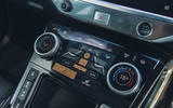 13 Jaguar i Pace Sport 400 RT 2023 climate controls 13 Jaguar i Pace Sport 400 RT 2023 climate controls