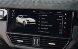 14 Porsche Cayenne Turbo GT infotainment
