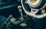 18 Lotus Exige Spot 390 Final 2021 RT gearstick