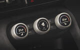 18 Skoda Kodiaq vrs 2025 Autocar review smart dials 18 Skoda Kodiaq vrs 2025 Autocar review smart dials