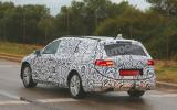 New Volkswagen Passat spotted - first pictures