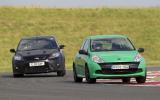 Video: Focus RS500 v Clio Cup