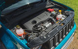 25 Jeep Renegade 4xe 2021 RT engine