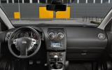 Nissan Qashqai+2 dashboard