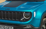 5 Jeep Renegade 4xe 2021 RT headlights