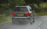 Mercedes-Benz GL rear hard cornering