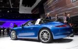Classic roof design for new Porsche 911 Targa