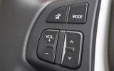 Suzuki S-Cross steering wheel buttons