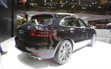 Porsche Macan gets LA motor show debut