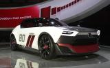 Quick news: Honda's WTCC Civic, Porsche readies Le Mans cars