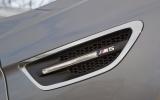 Front gills are functional and vent hot air from engine bay Front gils on BMW M5