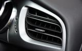 DS 3 chrome-lined air vents