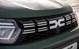 dacia duster road test 2023 06 grill dacia duster road test 2023 06 grill