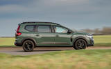 dacia jogger road test 2023 02 panning