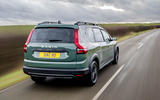 dacia jogger road test 2023 03 tracking rear