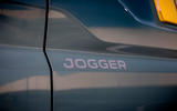 dacia jogger road test 2023 09 badge