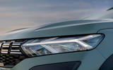 dacia sandero stepway road test review 2023 14 headlight