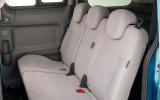 Nissan e-NV200 middle row seats