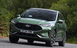 Ford Kuga hydrid S line 2024 front Ford Kuga hydrid S line 2024 front