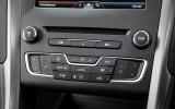 Ford Mondeo centre console