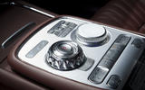 Genesis G90 centre console Genesis G90 centre console