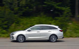 Hyundai i30 side profile