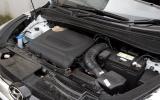 Hyundai ix35 diesel engine bay