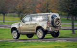 Land Rover Defender 2020 - hero side